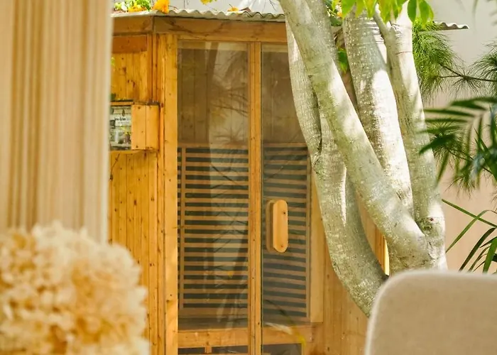 Luxury 3br With Pool Sauna & Garden Canggu