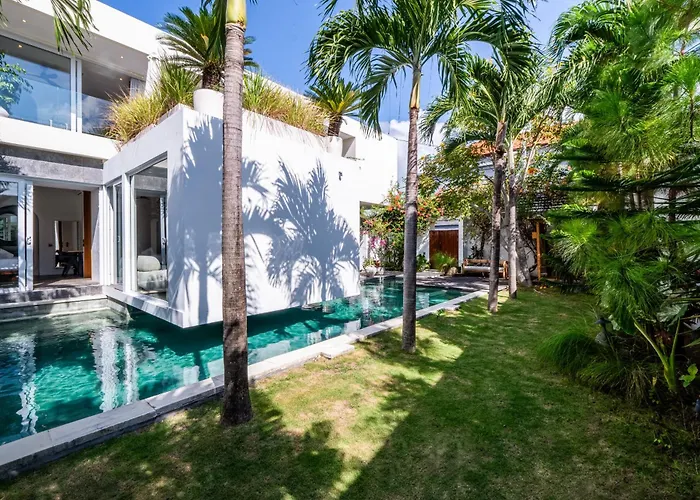 Сasa de vacaciones Luxury 3br With Pool Sauna & Garden Canggu